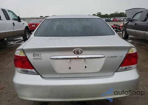 2005 Toyota Camry Le из США, поврежденный, VIN 4T1BE32K05U625701